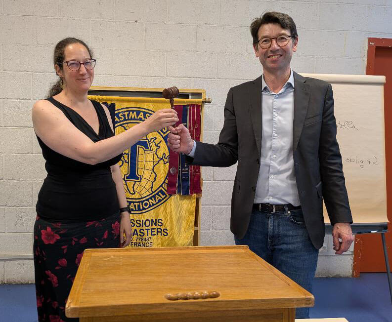Toastmasters Clu-expressions- Présidente 2025-2026